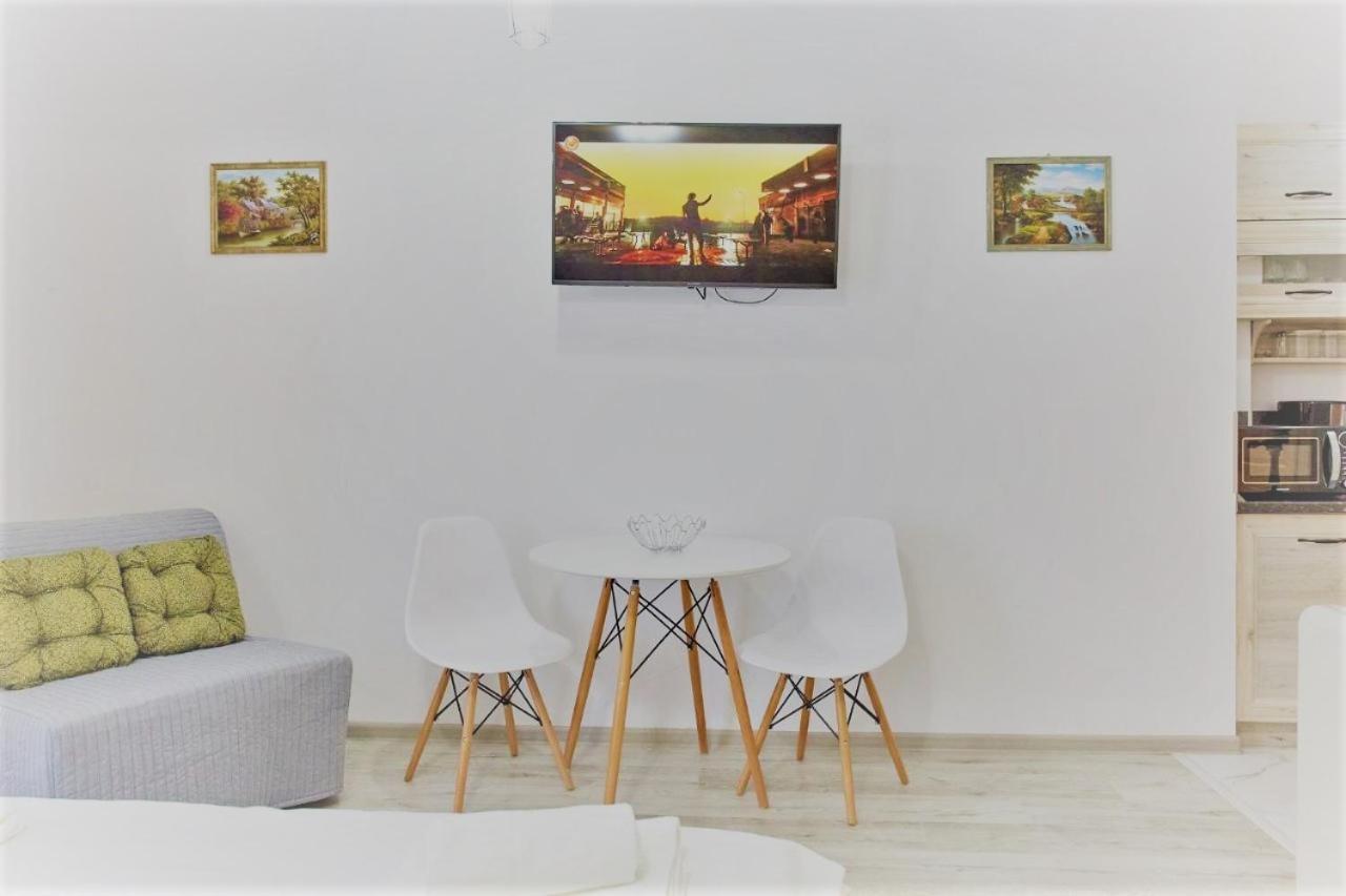 Studio Eli Tomis Villa Mamaia Nord - Navodari Bagian luar foto